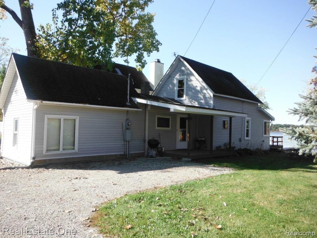 9377 Dexter-Pinckney Road Pinckney, MI 48169 - Photo 14 of 14 DexPic Sanford 014.jpg