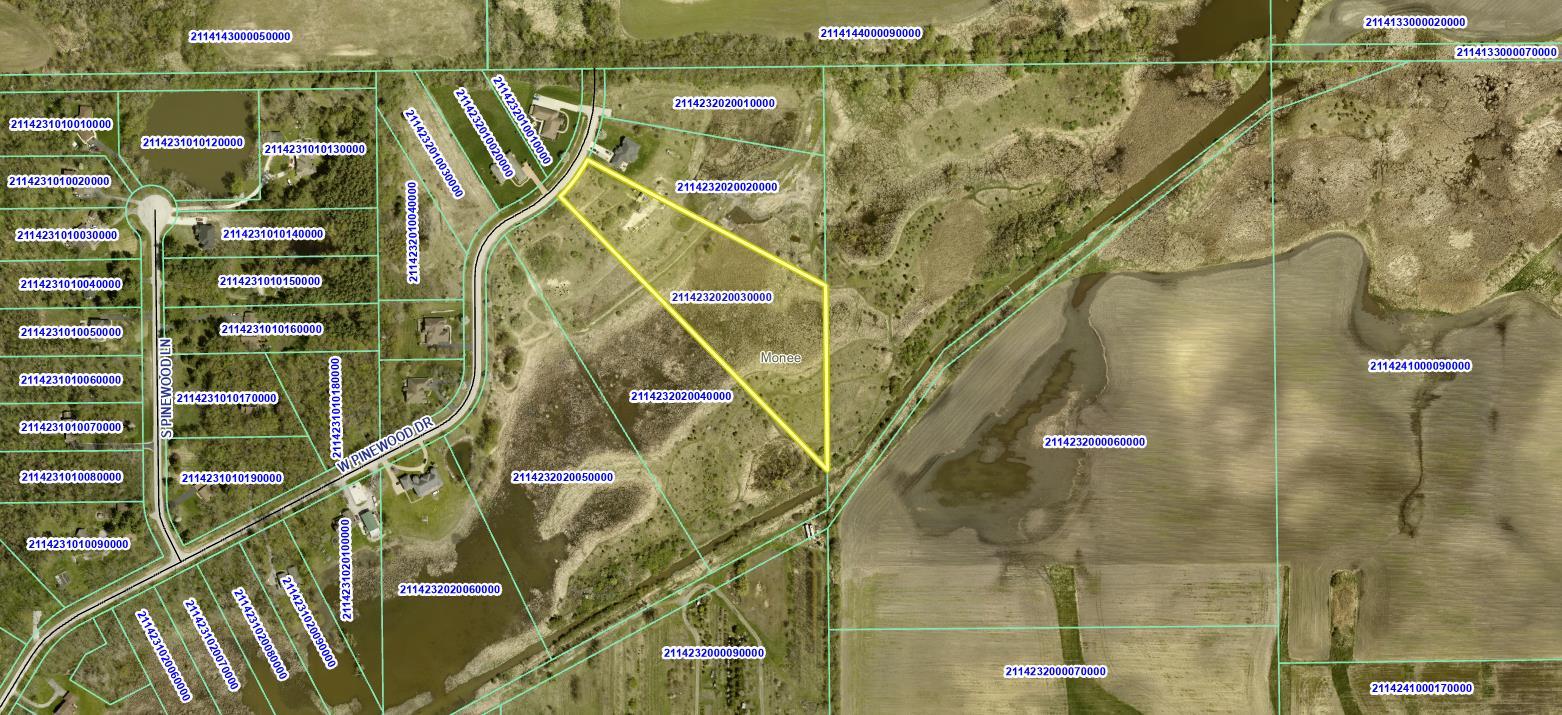 3513 West Pinewood Drive Monee, IL 60449 - Photo 2 of 3 a picture of a bathroom