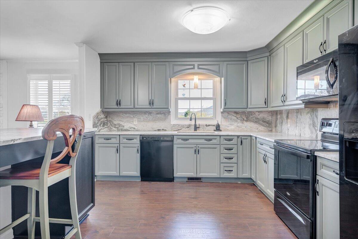 139 Winesap Road Roanoke, VA 24019 - Photo 17 of 71 17-MIB06325