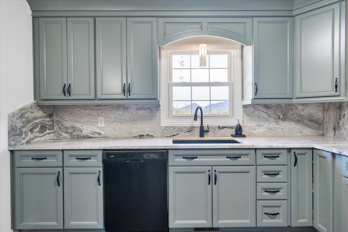 139 Winesap Road Roanoke, VA 24019 - Photo 18 of 71 18-MIB06313