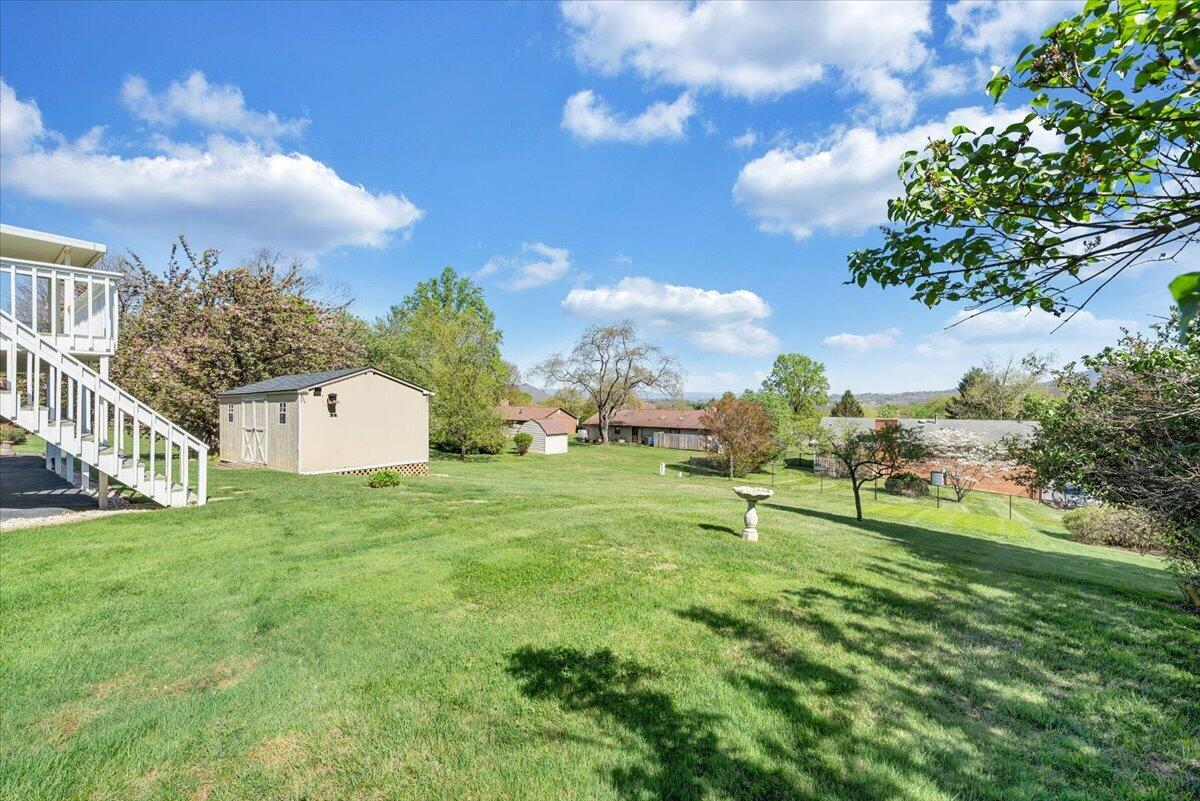 139 Winesap Road Roanoke, VA 24019 - Photo 61 of 71 63-MIB06439