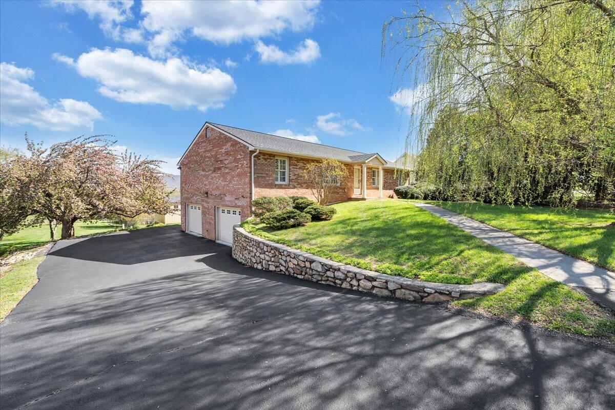 139 Winesap Road Roanoke, VA 24019 - Photo 67 of 71 70-MIB06463