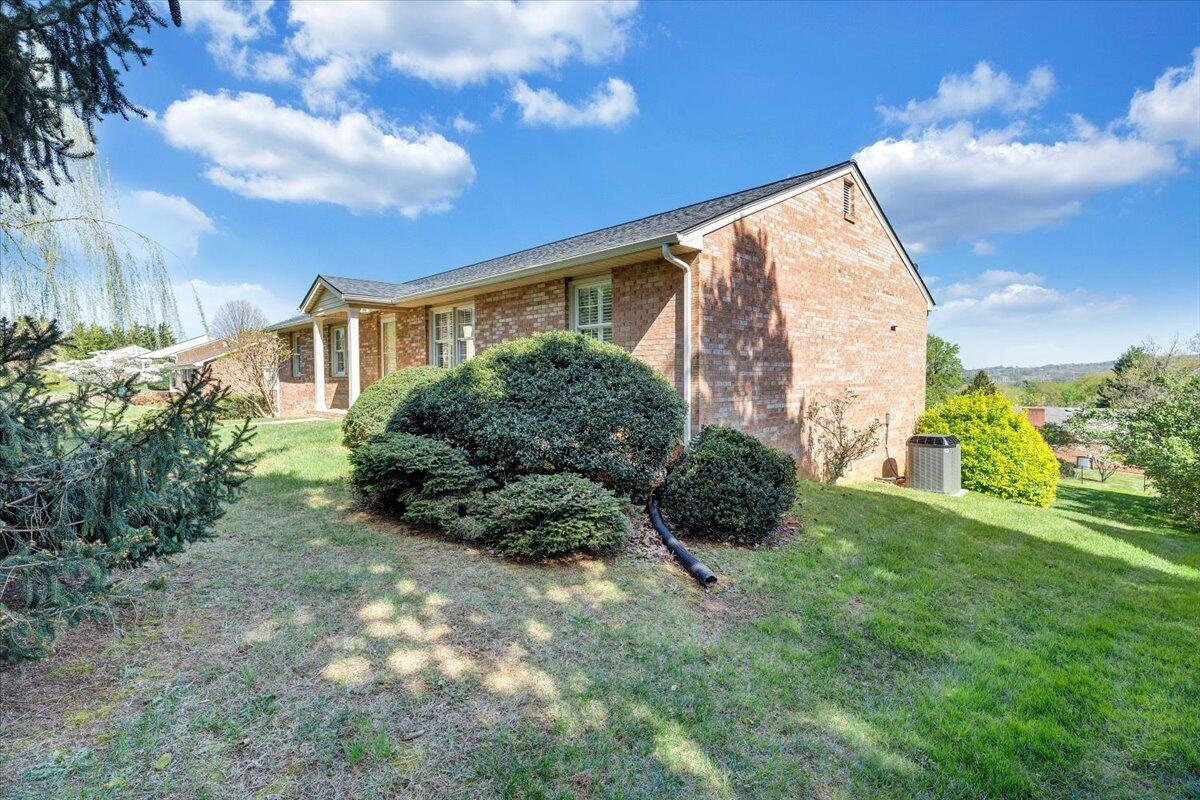 139 Winesap Road Roanoke, VA 24019 - Photo 71 of 71 74-MIB06478