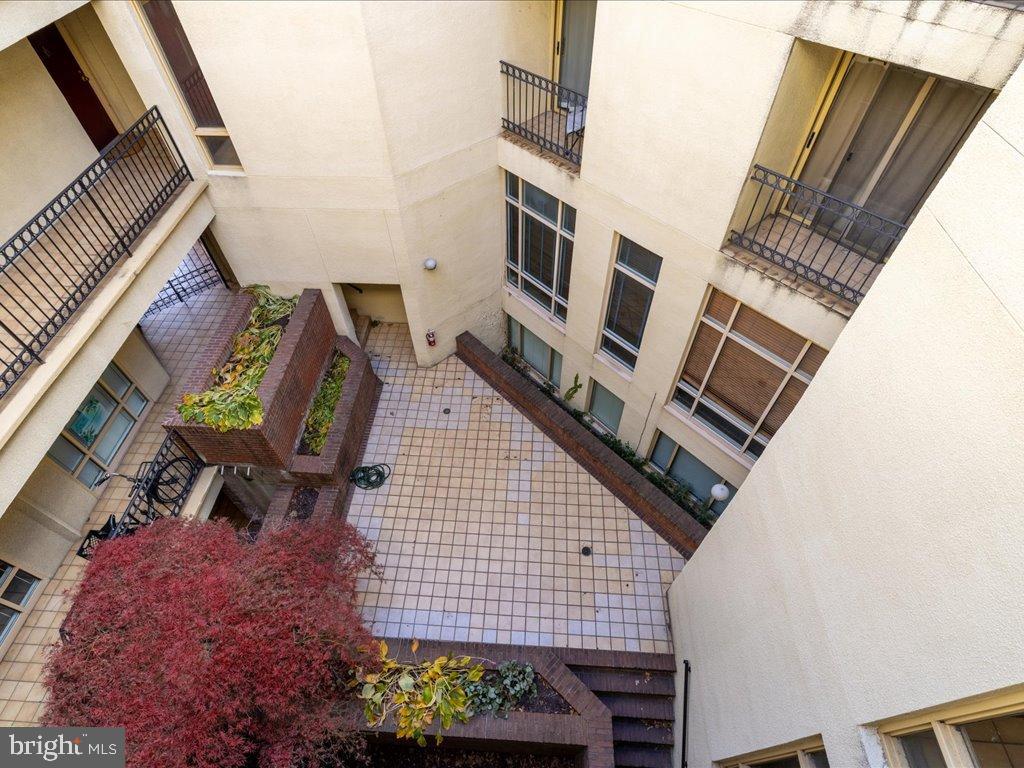 723 South Charles Street, Unit 306 Baltimore, MD 21230 - Photo 22 of 23 a view of an outdoor space with seating area