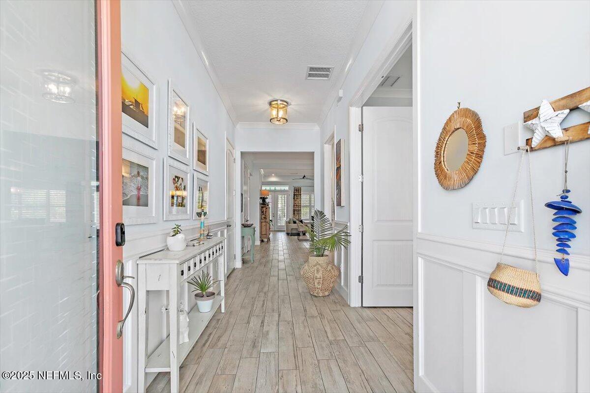 175 Oceanview Drive St. Augustine, FL 32080 - Photo 4 of 56 04-Foyer