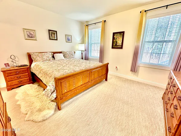 $549,000 | 23 Canterbury Lane, Bethlehem, NY 12054