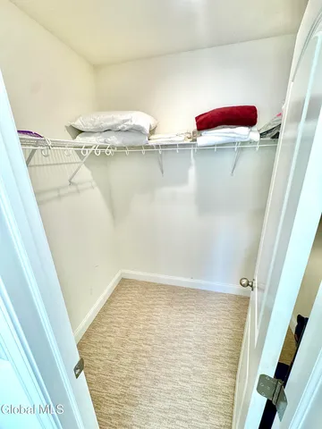 $579,900 | 23 Canterbury Lane, Bethlehem, NY 12054