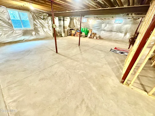 $579,900 | 23 Canterbury Lane, Bethlehem, NY 12054