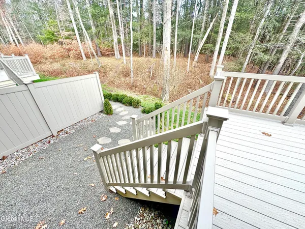 $549,000 | 23 Canterbury Lane, Bethlehem, NY 12054