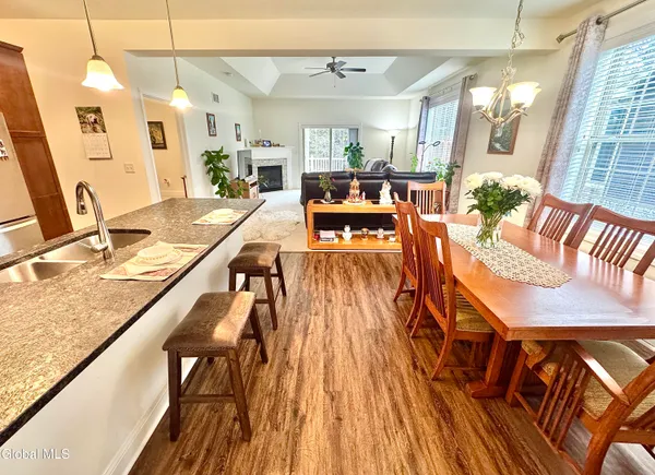 $549,000 | 23 Canterbury Lane, Bethlehem, NY 12054