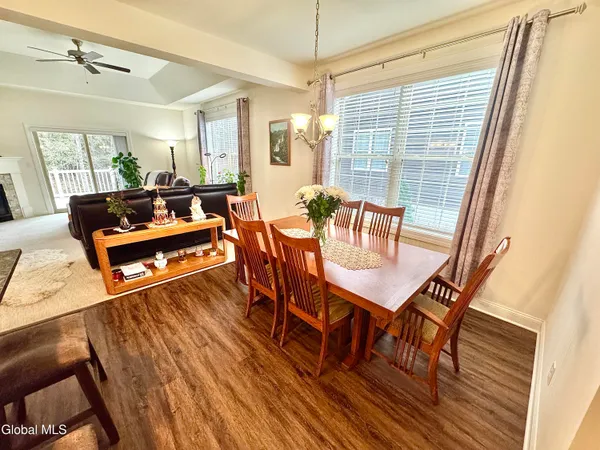 $549,000 | 23 Canterbury Lane, Bethlehem, NY 12054