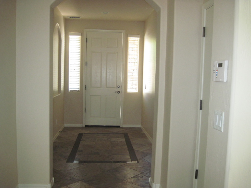 3413 West Florimond Road Phoenix, AZ 85086 - Photo 8 of 19 entry