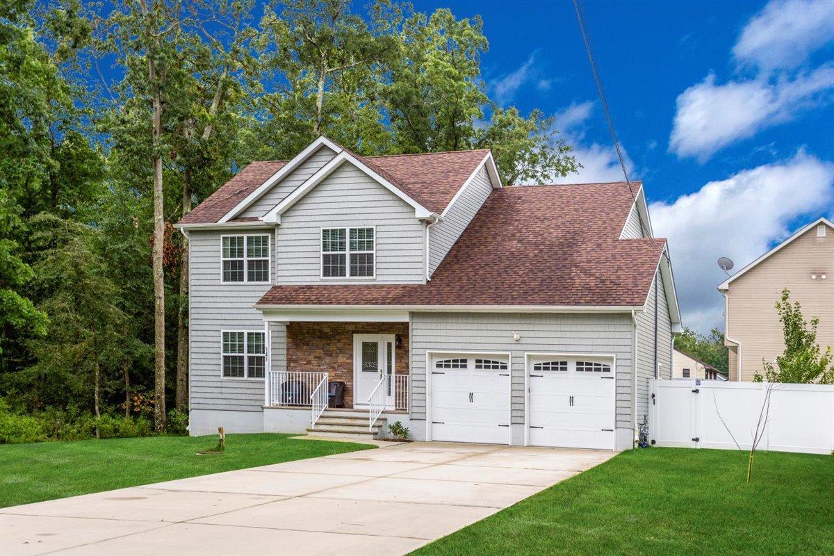 141 Forest Rd