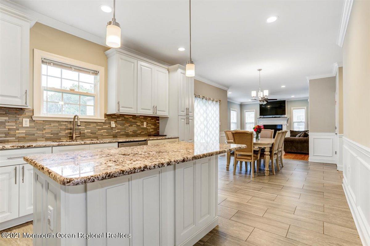 141 Forest Road Manchester Township, NJ 08759 - Photo 12 of 47 Beautiful Kitchen