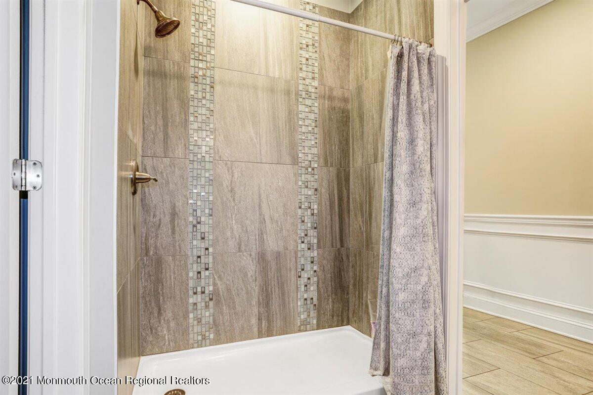141 Forest Road Manchester Township, NJ 08759 - Photo 17 of 47 First Floor Bathroom