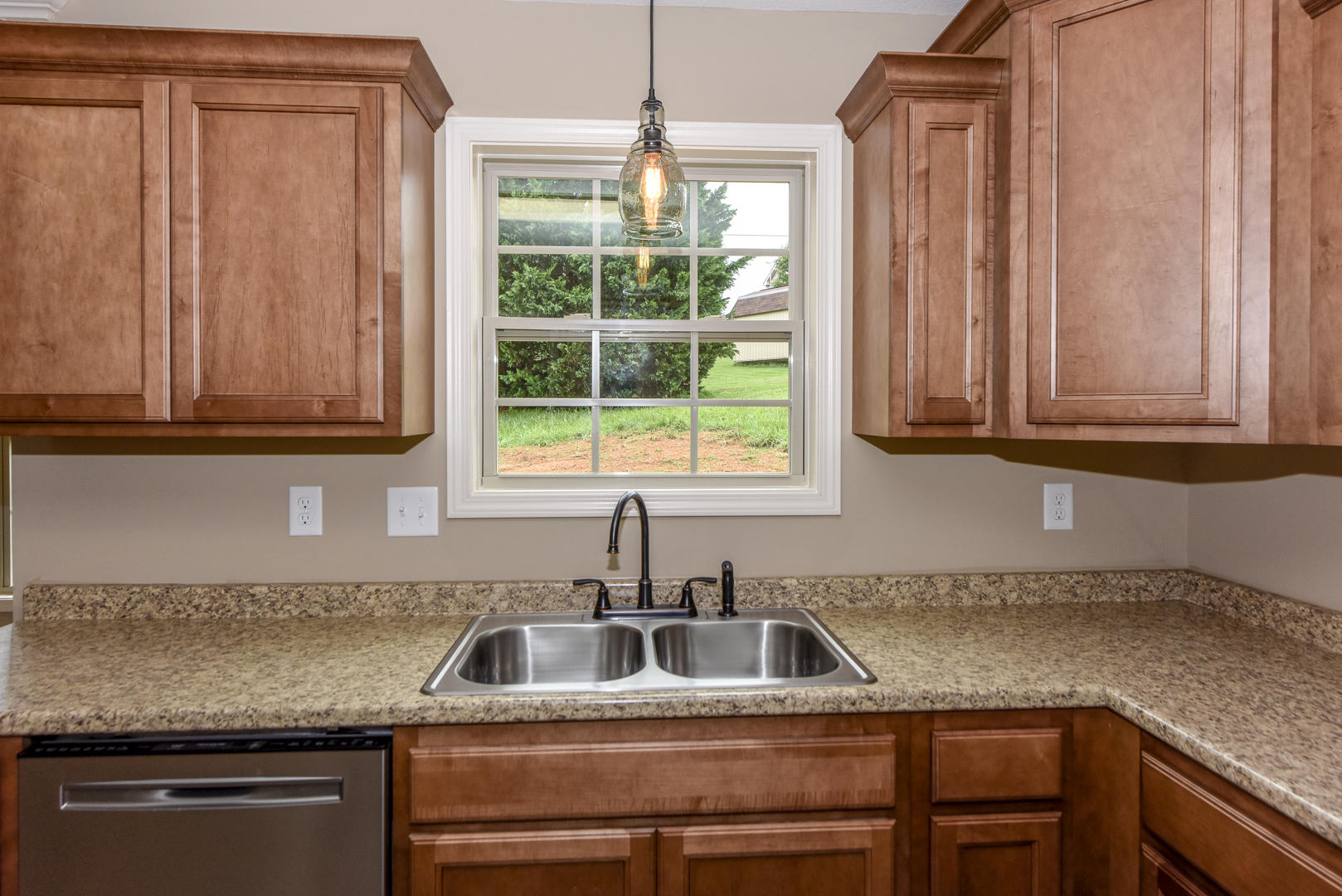 5037 Gregory Road Greenback, TN 37742 - Photo 15 of 39 _DSC4255