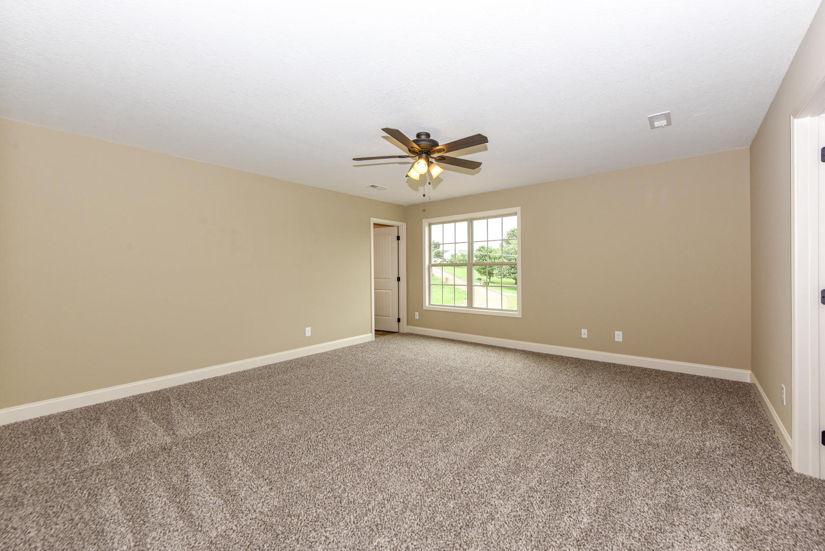 5037 Gregory Road Greenback, TN 37742 - Photo 21 of 39 _DSC4262