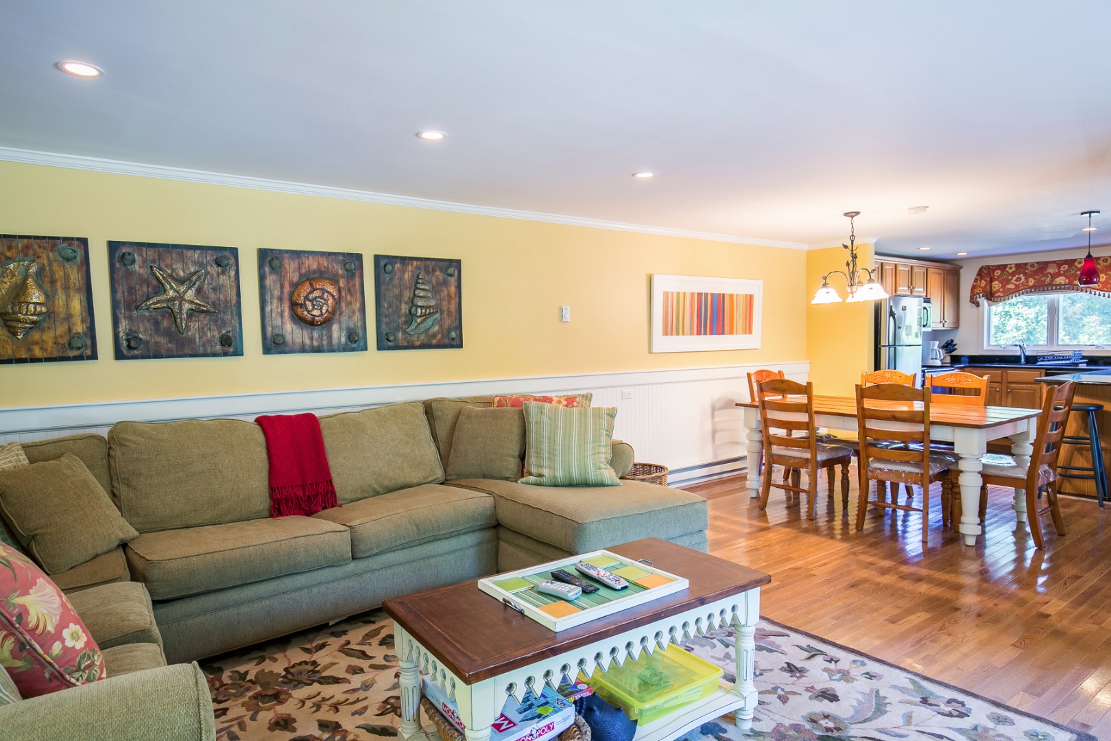 2 Mattakesett Bay Road, Unit M2 Edgartown, MA 02539 - Photo 11 of 22 Living area