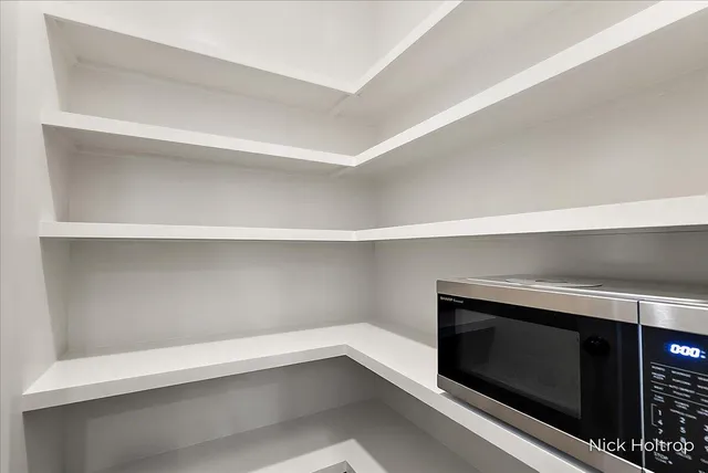 $679,900 | 9738 56th Avenue, Allendale, MI 49401