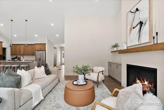 $679,900 | 9738 56th Avenue, Allendale, MI 49401