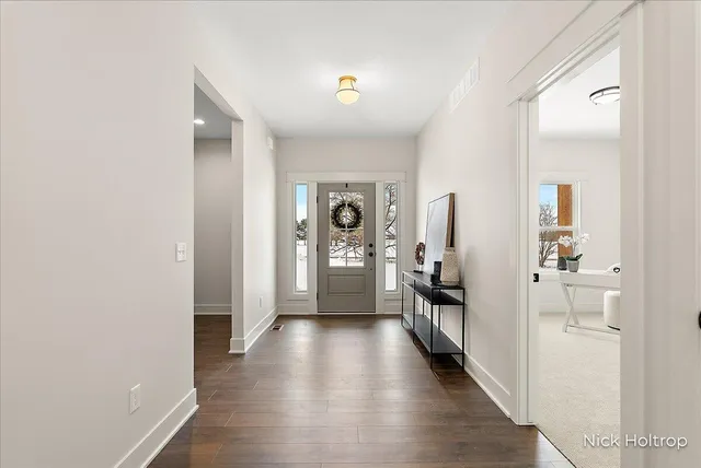 $679,900 | 9738 56th Avenue, Allendale, MI 49401