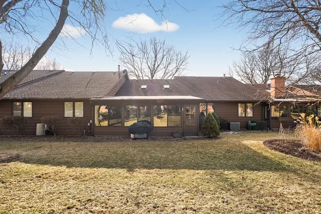 $299,900 | 2708 Greenwood Acres Drive, Unit 2708, DeKalb, IL 60115