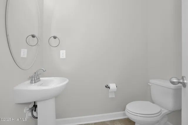 $2,400 | 1300 Whitney Drive, Aberdeen, NC 28315