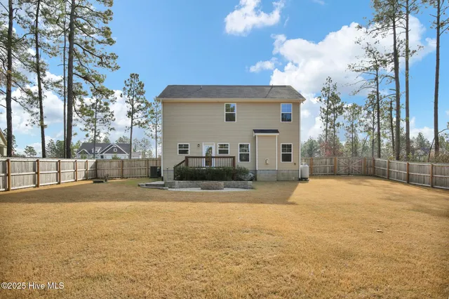 $2,400 | 1300 Whitney Drive, Aberdeen, NC 28315