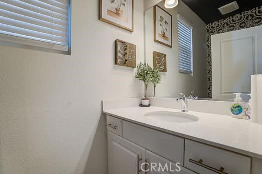 7366 Rocky Point Road Jurupa Valley, CA 92509 - Photo 4 of 37