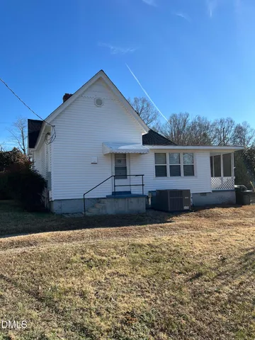 $1,200 | 119 East Sycamore Street, Zebulon, NC 27597