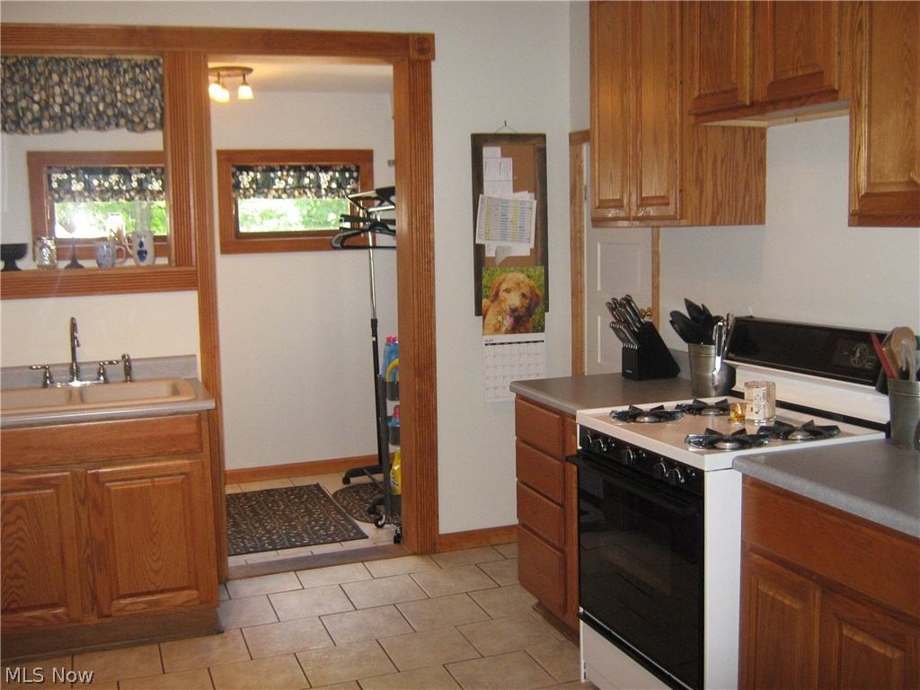 572 Cambridge Road Coshocton, OH 43812 - Photo 7 of 14 Gallery Image 7