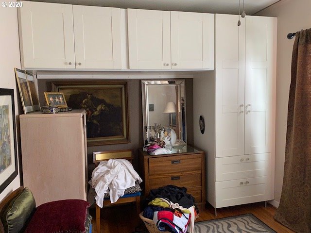 930 14th Street Northeast Salem, OR 97301 - Photo 3 of 10