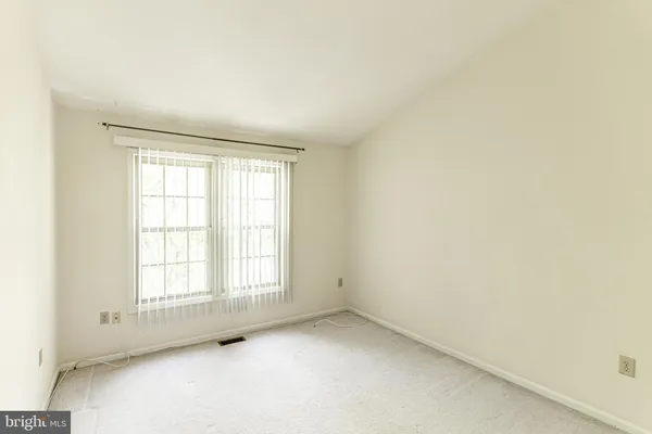 $3,950 | 2162 Kings Garden Way, Falls Church, VA 22043