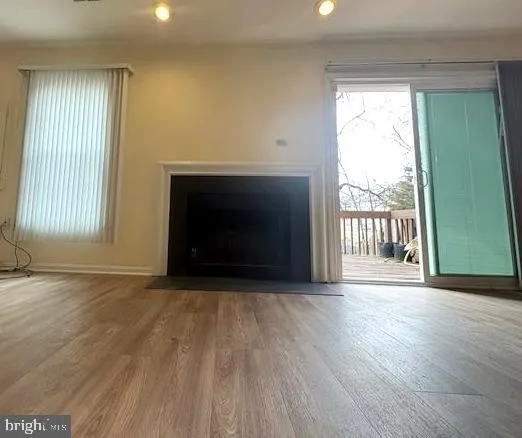 $3,950 | 2162 Kings Garden Way, Falls Church, VA 22043