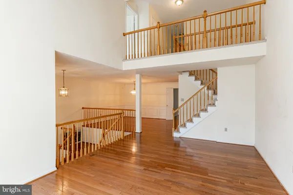 $3,950 | 2162 Kings Garden Way, Falls Church, VA 22043