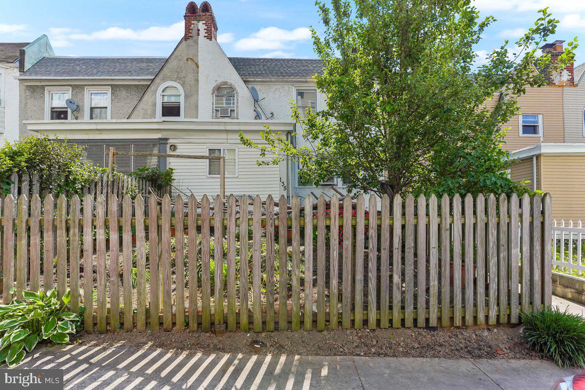 135 Hampden Road Upper Darby, PA 19082 - Photo 1 of 25
