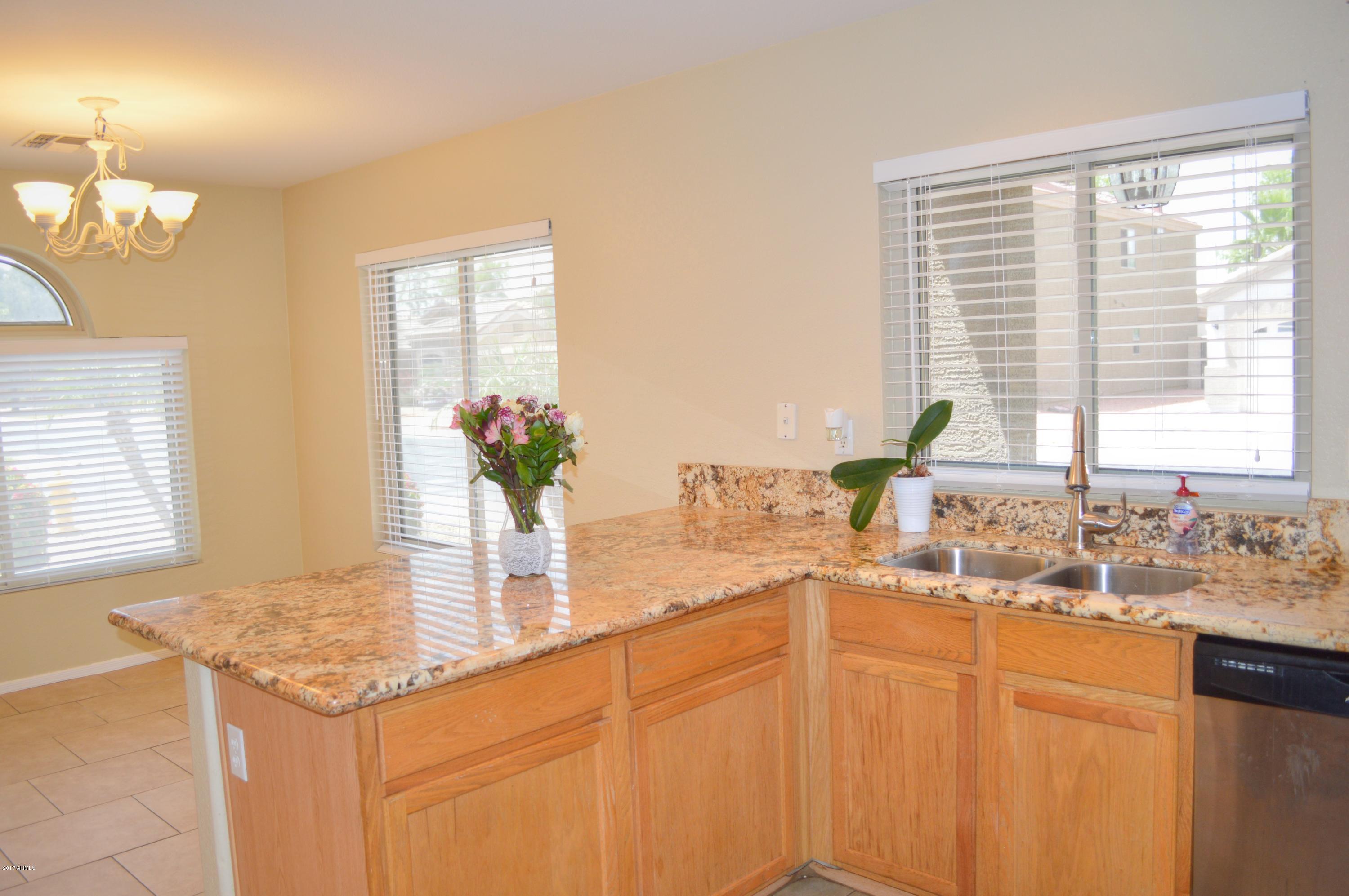 13050 West Redfield Road El Mirage, AZ 85335 - Photo 7 of 28 kit Redfield