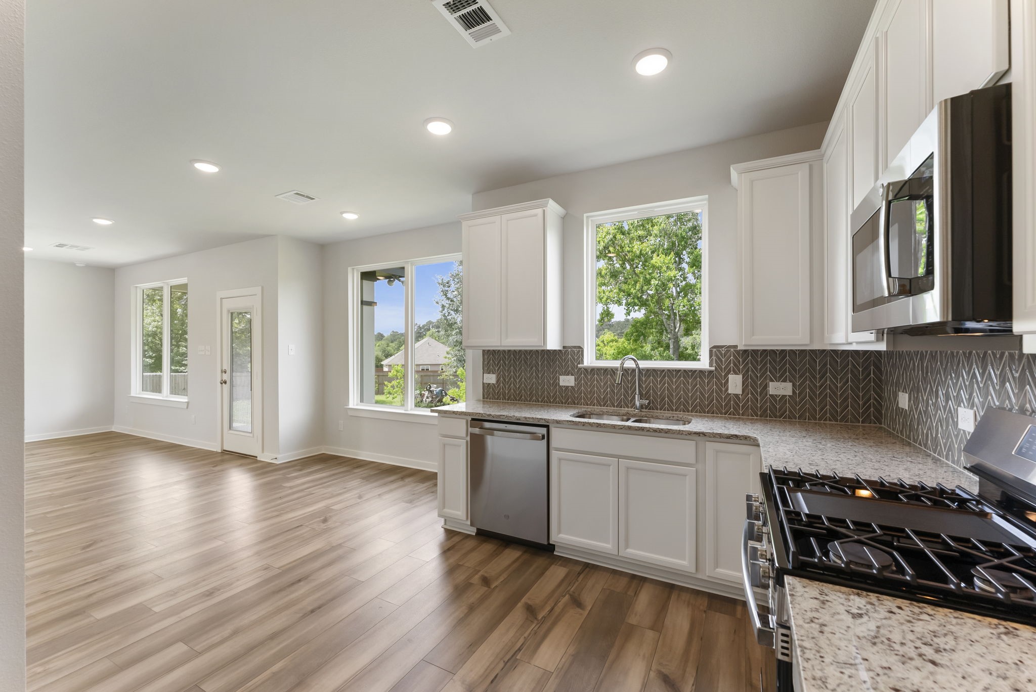 3714 Violet Lane Huntsville, TX 77340 - Photo 21 of 47