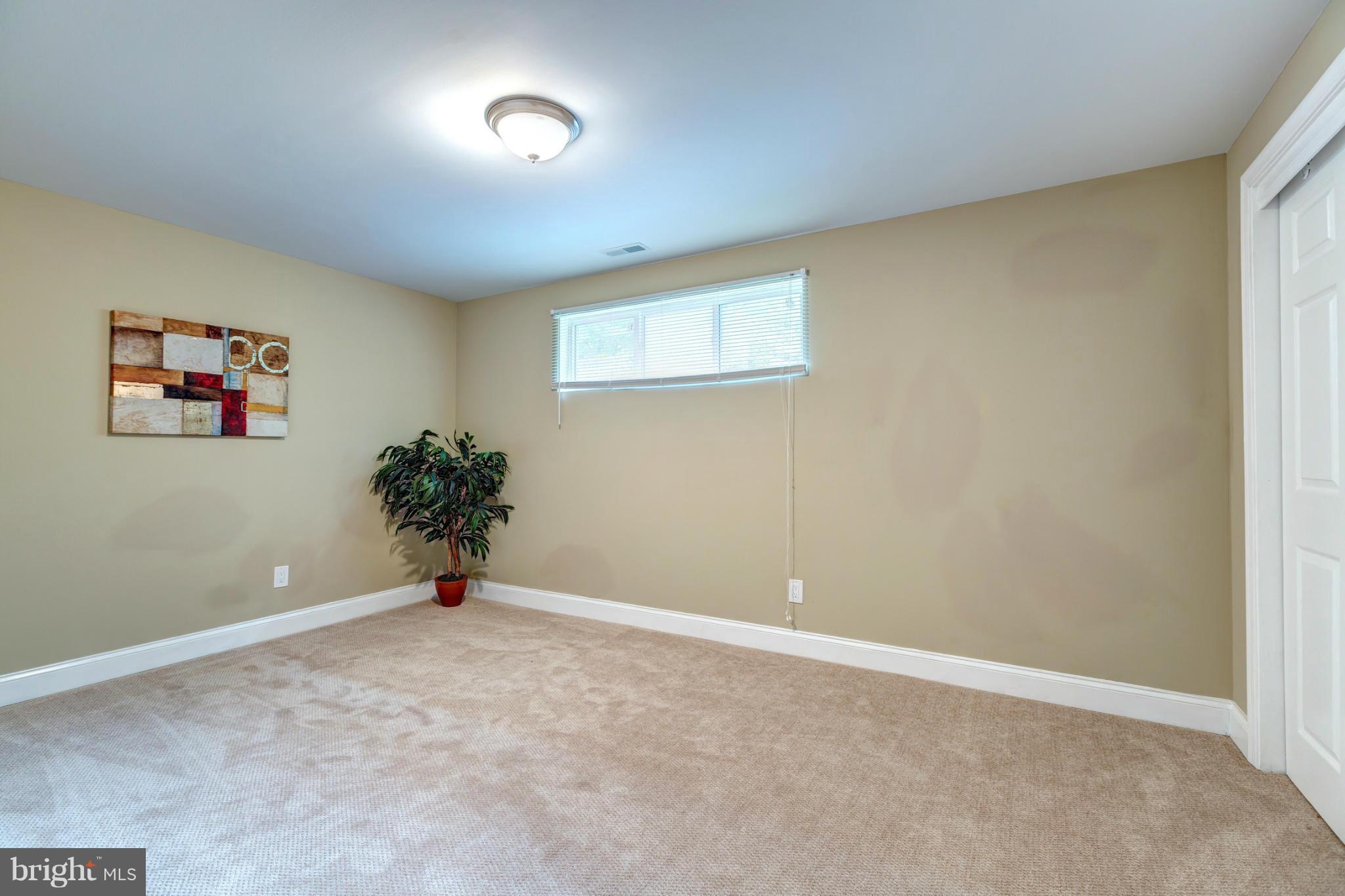 6108 Ridgeview Avenue Baltimore, MD 21206 - Photo 15 of 29 Spacious Additional Bedroom