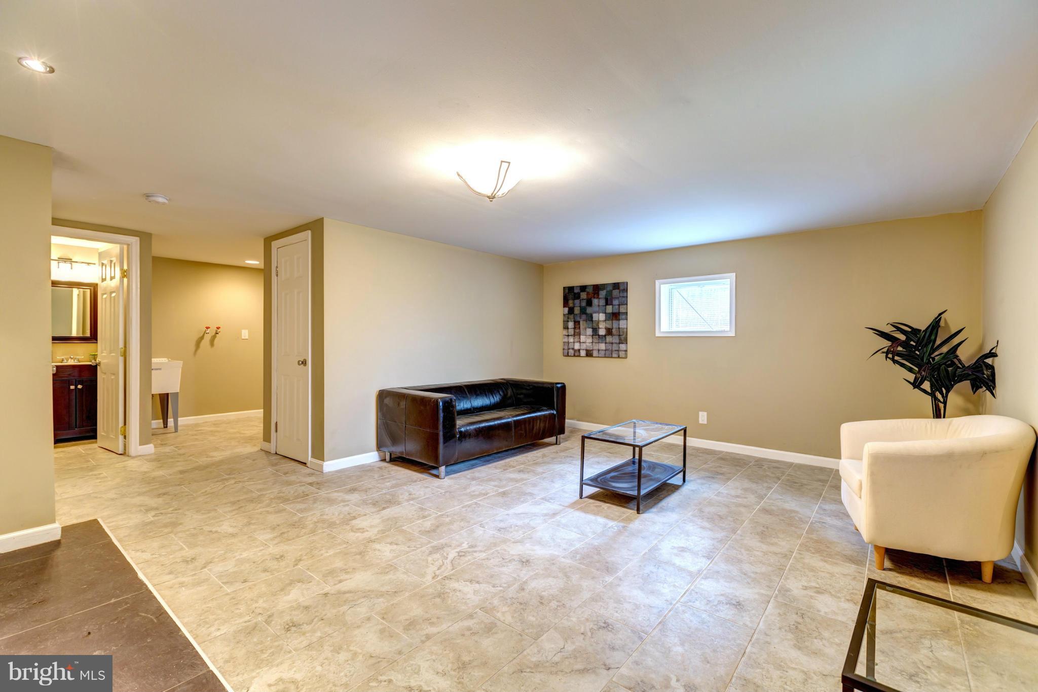 6108 Ridgeview Avenue Baltimore, MD 21206 - Photo 23 of 29 Perfect for Family Fun
