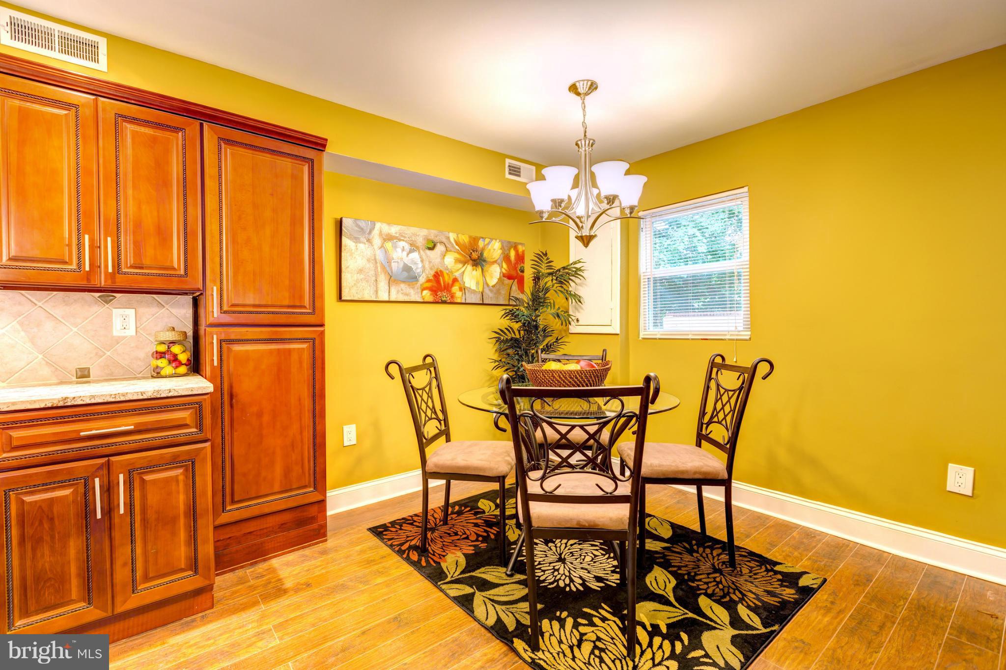 6108 Ridgeview Avenue Baltimore, MD 21206 - Photo 9 of 29 Eat In Kitchen