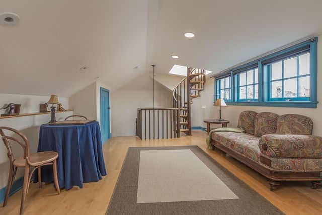 $3,075,000 | 58 Pinckney Street, Unit 3, Boston, MA 02114