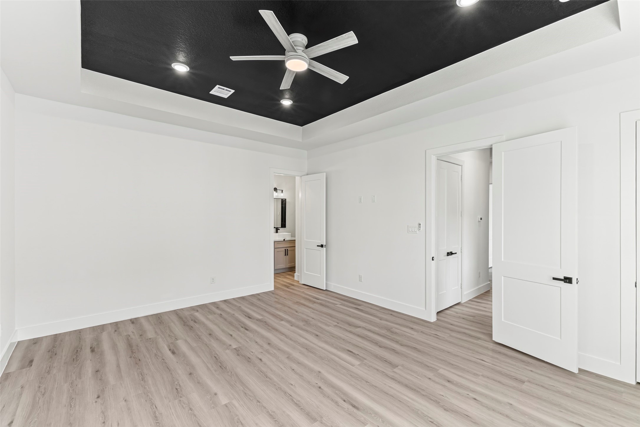 7544 Dyer Street Houston, TX 77088 - Photo 16 of 18