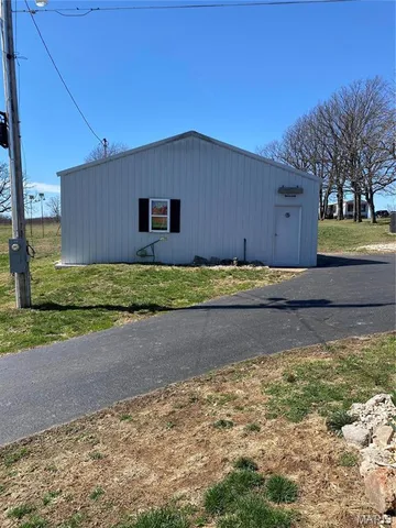 $205,000 | 211 Macarthur Street, Newburg, MO 65550