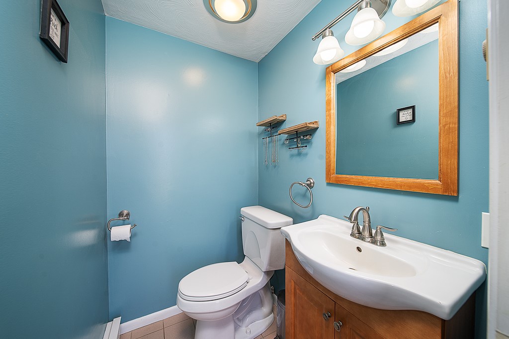 636 Franklin Road Coventry, RI 02816 - Photo 13 of 29