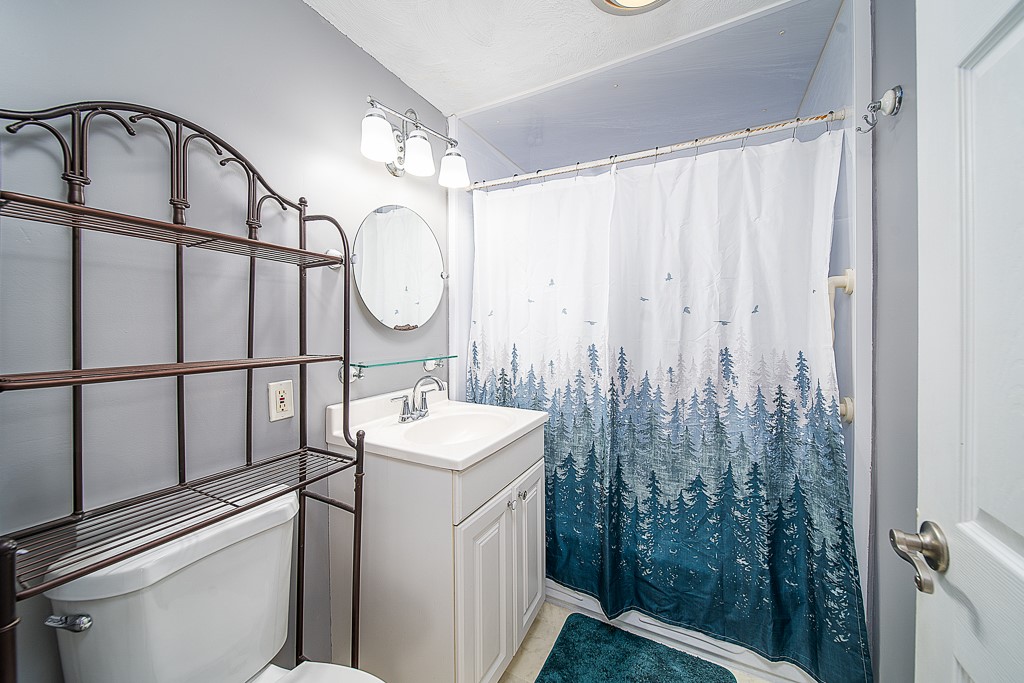 636 Franklin Road Coventry, RI 02816 - Photo 15 of 29