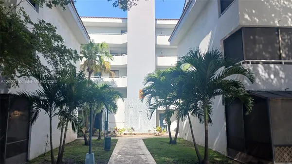 $2,300 | 8335 Southwest 152nd Avenue, Unit B310, Miami, FL 33193