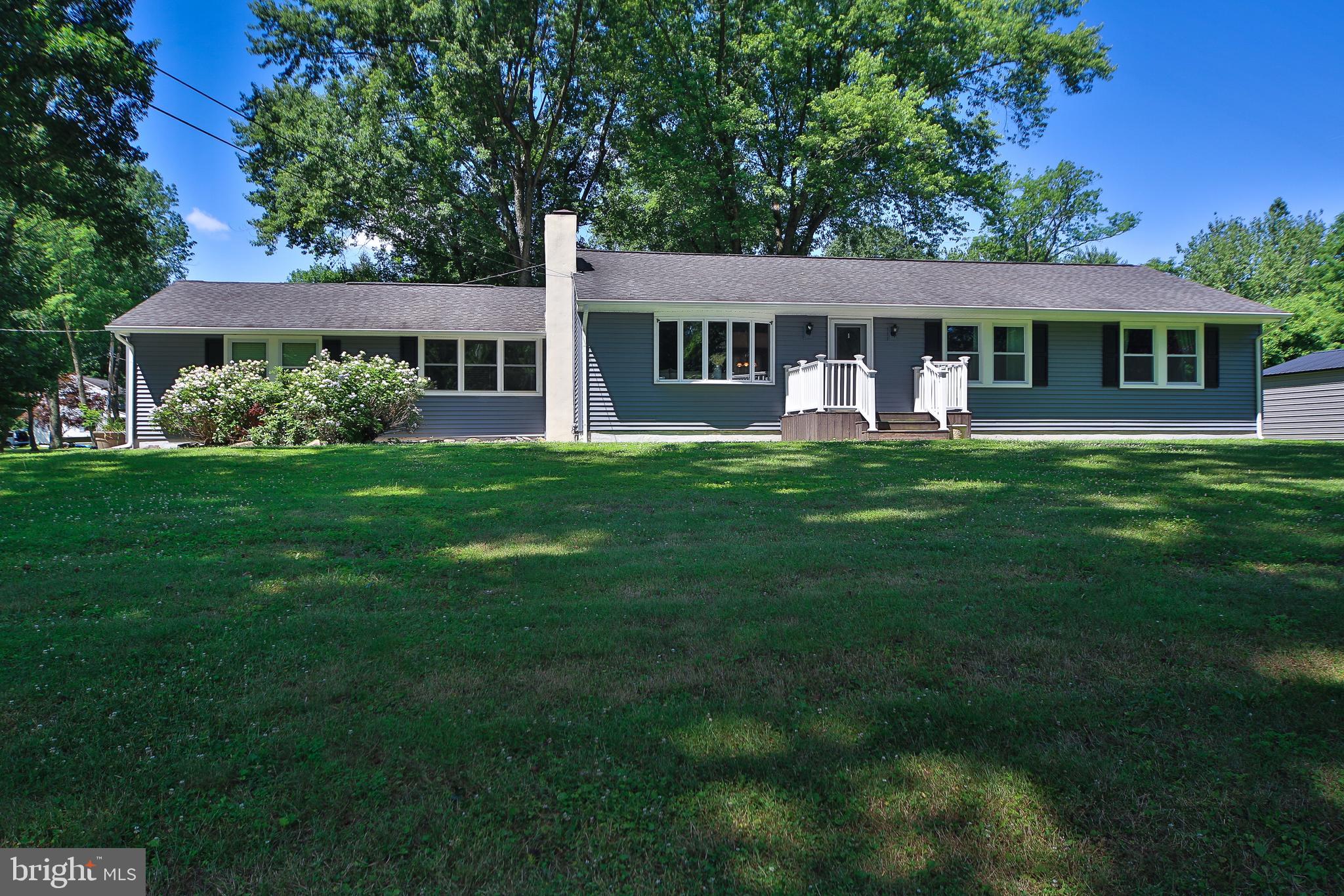 216 River Road Washington Crossing, PA 18977 - Photo 30 of 31 Front of this home.