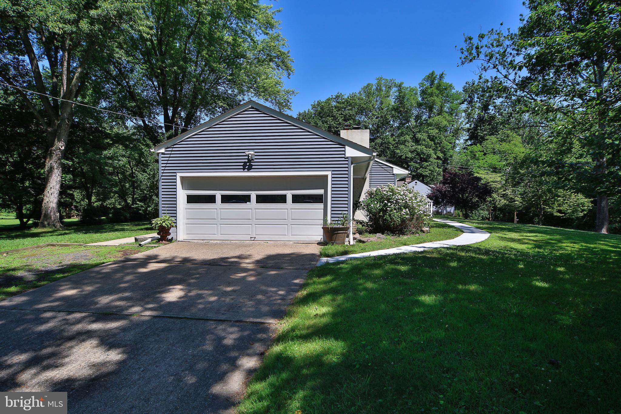 Side entry garage.