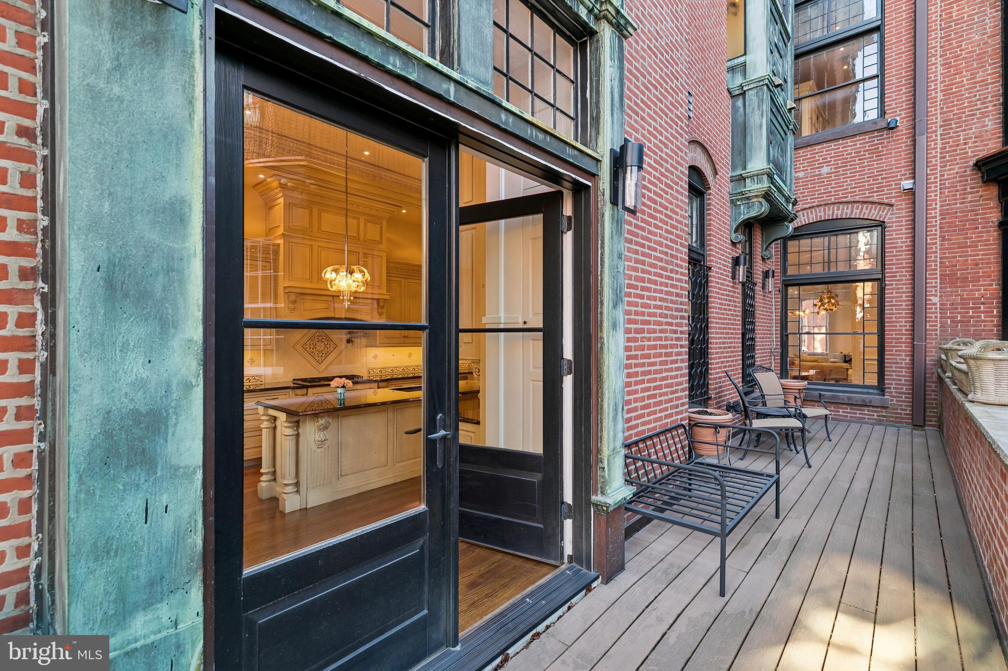 2015 Delancey Place Philadelphia, PA 19103 - Photo 11 of 38